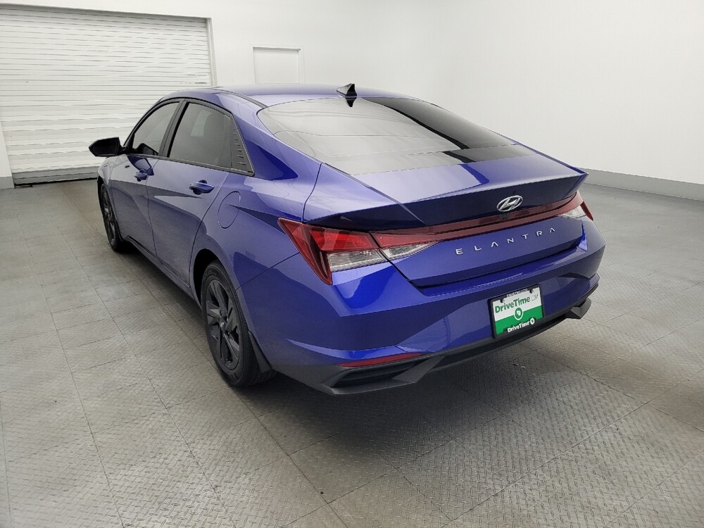 2023 Hyundai Elantra in Orlando, FL 32808 - 18132648 5