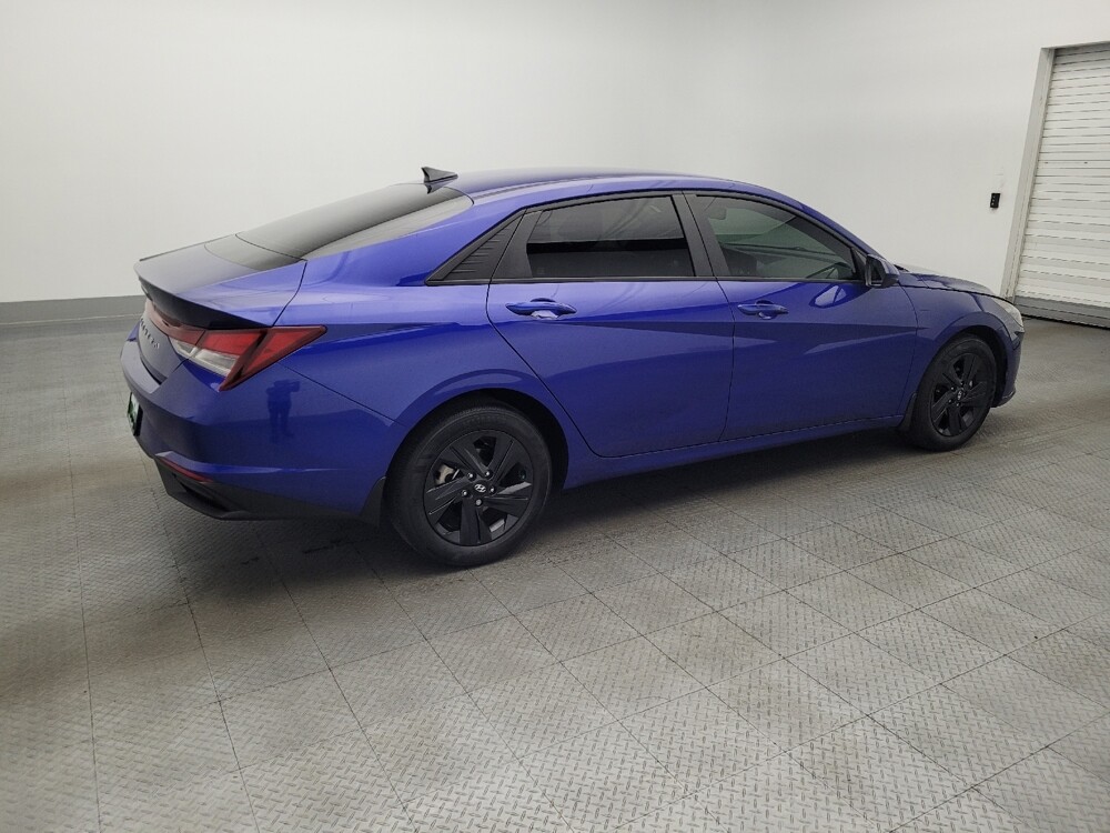 2023 Hyundai Elantra in Orlando, FL 32808 - 18132648 10