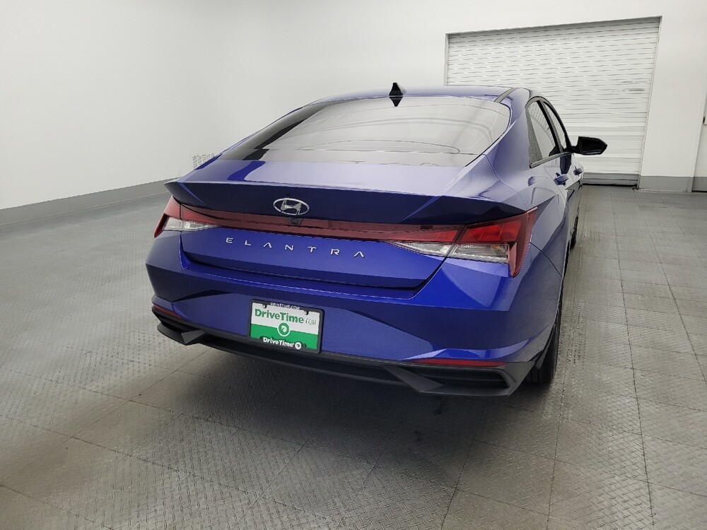 2023 Hyundai Elantra in Orlando, FL 32808 - 18132648 7