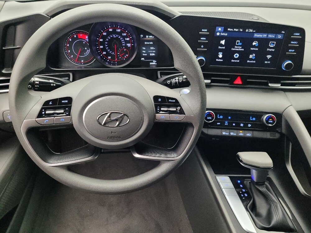 2023 Hyundai Elantra in Orlando, FL 32808 - 18132648 22