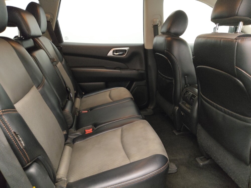 2020 Nissan Pathfinder in Orlando, FL 32808 - 18132656 19