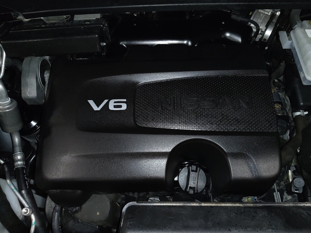 2020 Nissan Pathfinder in Orlando, FL 32808 - 18132656 30