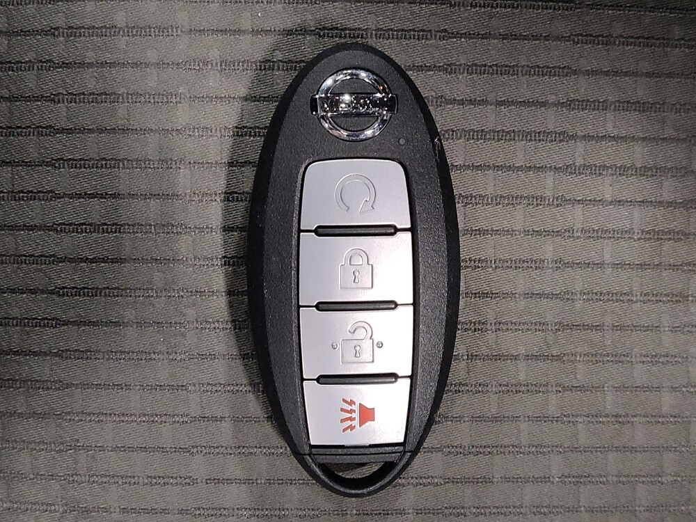 2020 Nissan Pathfinder in Orlando, FL 32808 - 18132656 32