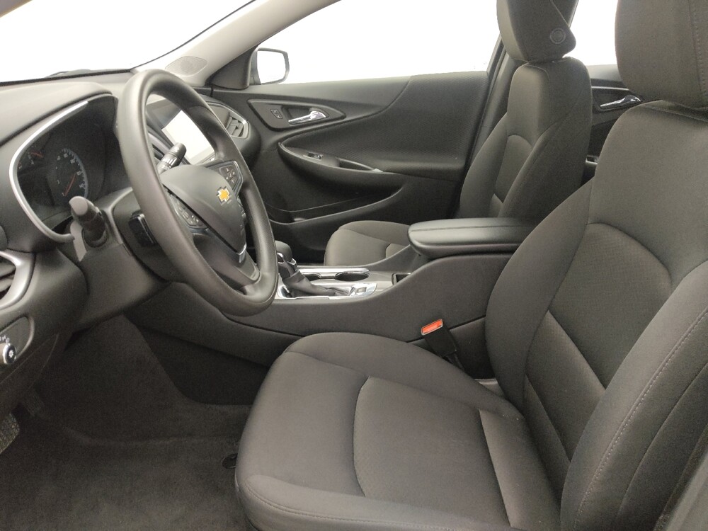 2025 Chevrolet Malibu in Pensacola, FL 32505 - 18132660 17