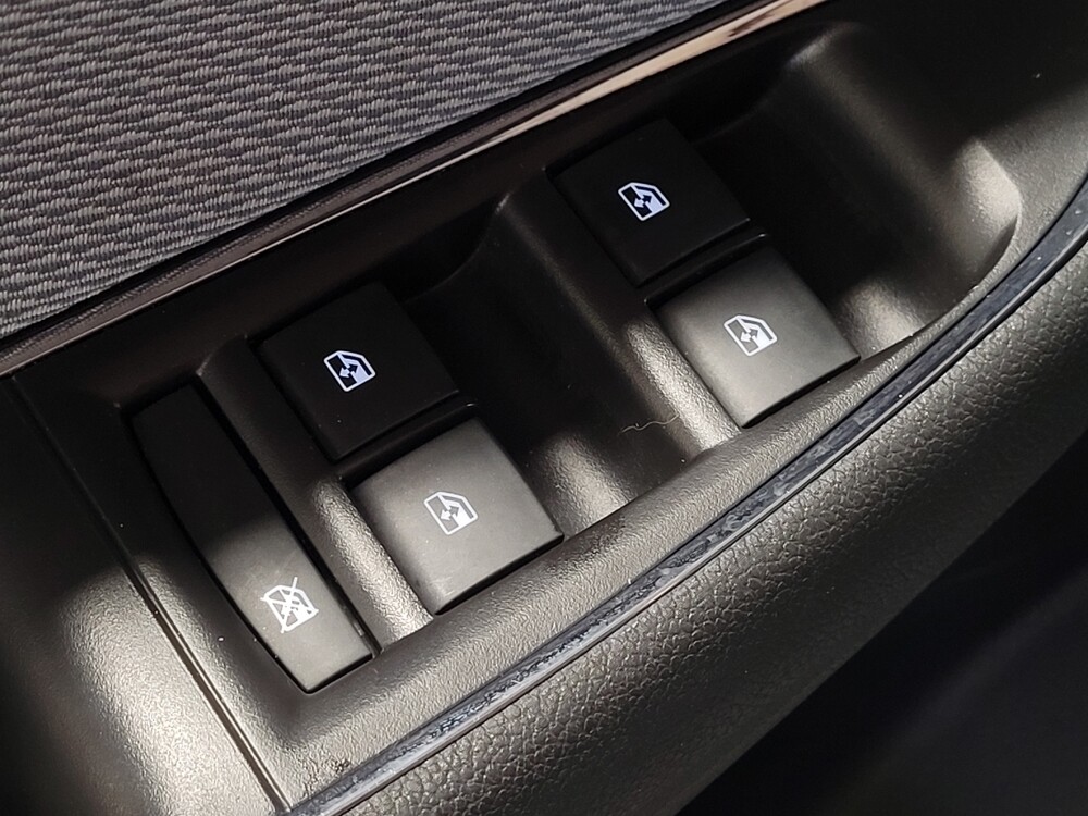 2019 Chevrolet Cruze in Orlando, FL 32808 - 18132661 27