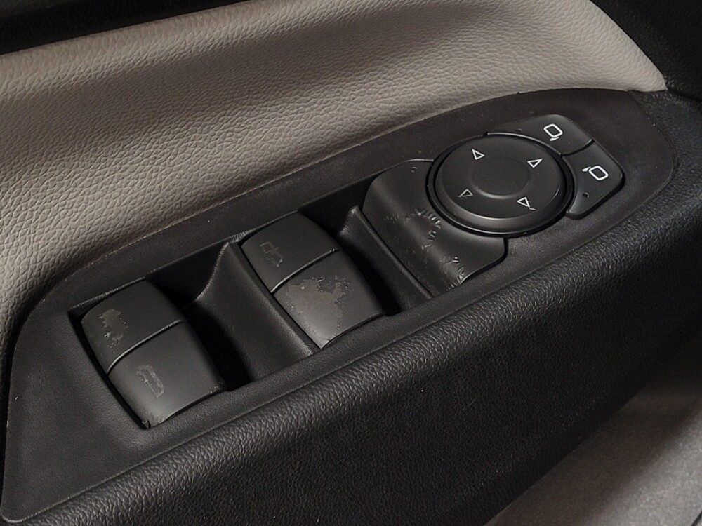 2019 Chevrolet Equinox in Jacksonville, FL 32210 - 18132664 27