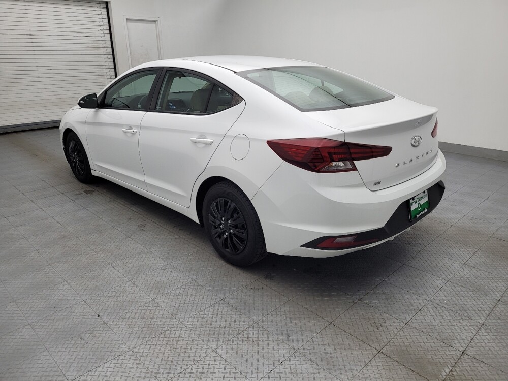 2019 Hyundai Elantra in Greenville, SC 29607 - 18132671 5
