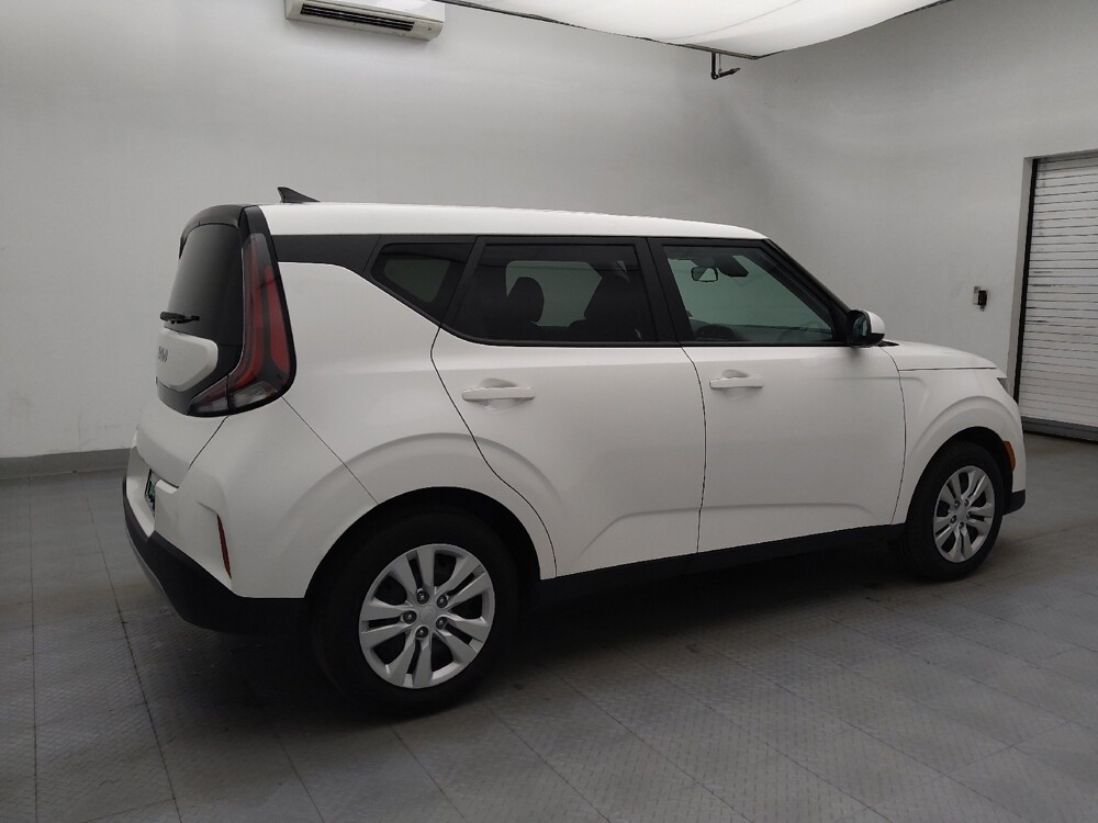 2025 Kia Soul in Raleigh, NC 27604 - 18132672 10