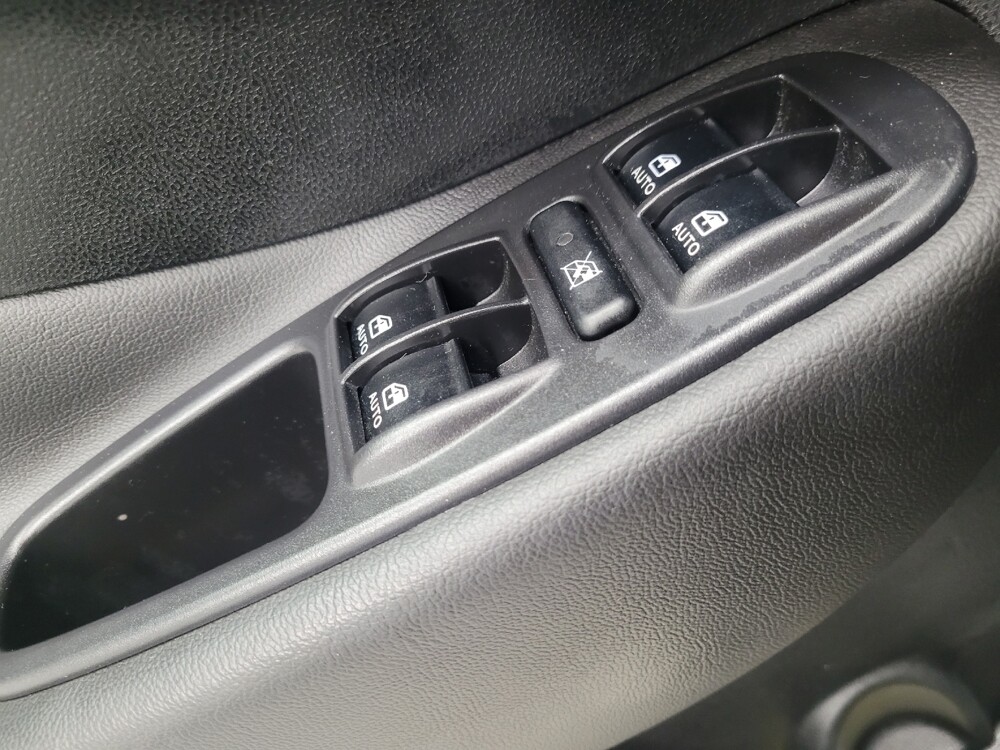 2018 FIAT 500L in Huntsville, AL 35816 - 18132678 27