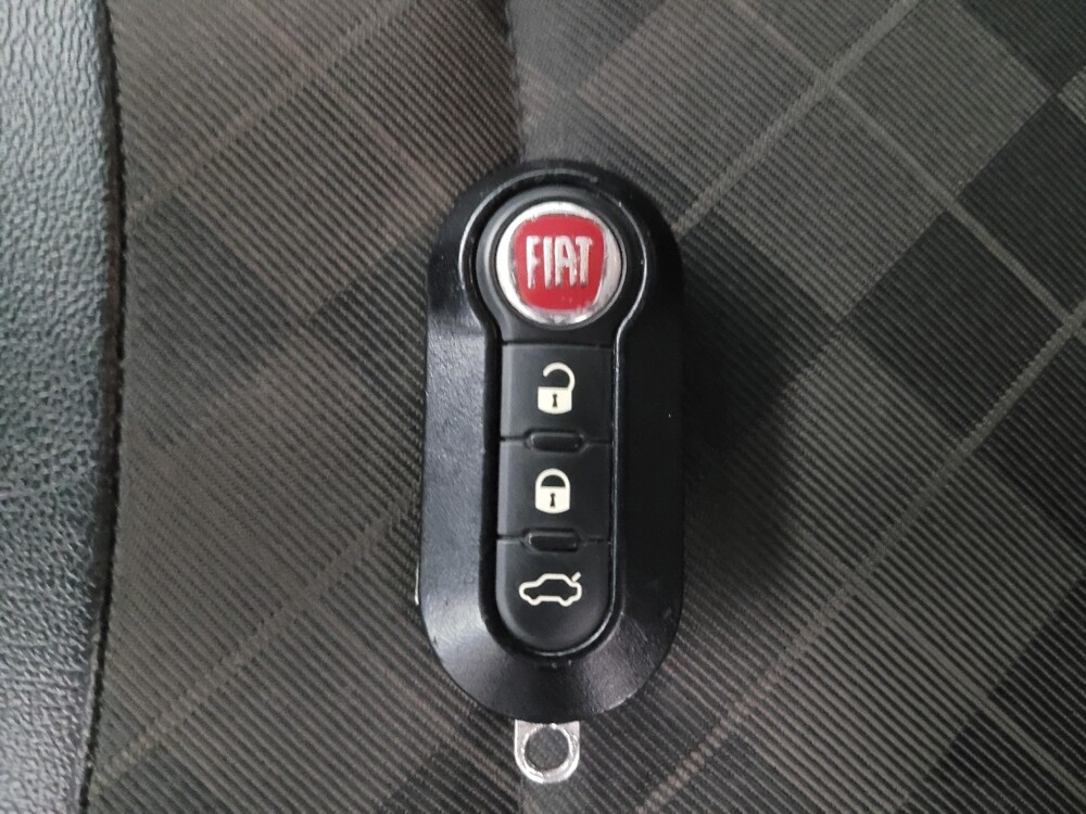 2018 FIAT 500L in Huntsville, AL 35816 - 18132678 32