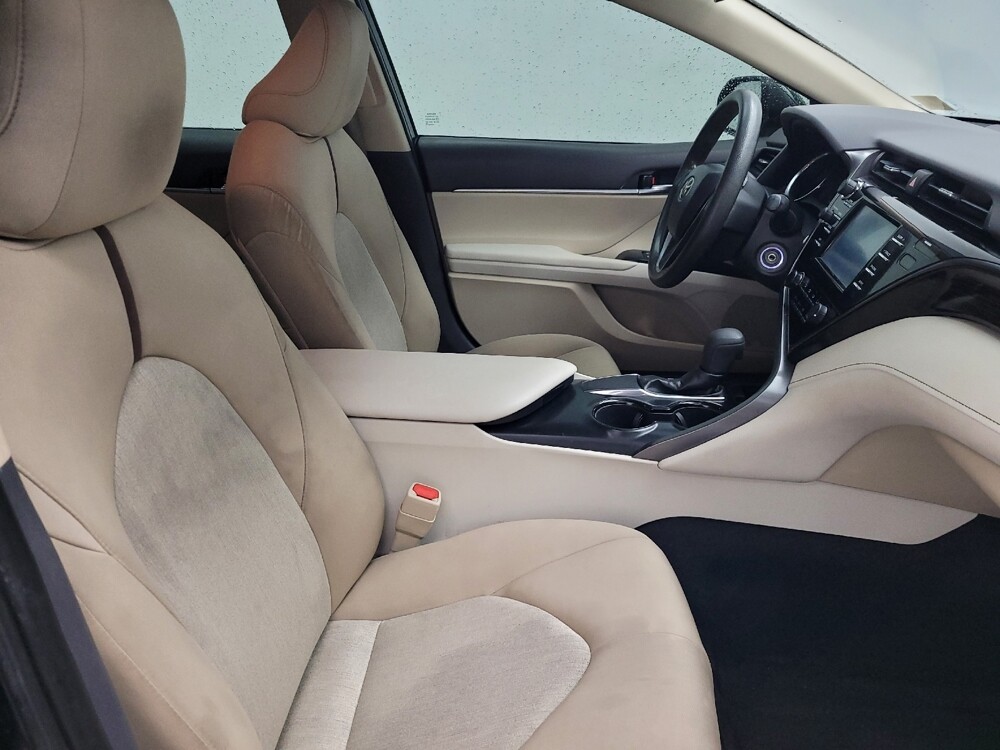 2019 Toyota Camry in Madison, TN 37115 - 18132679 21
