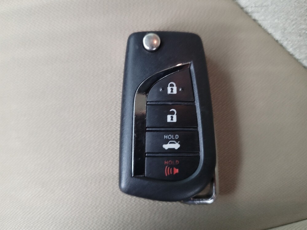 2019 Toyota Camry in Madison, TN 37115 - 18132679 32