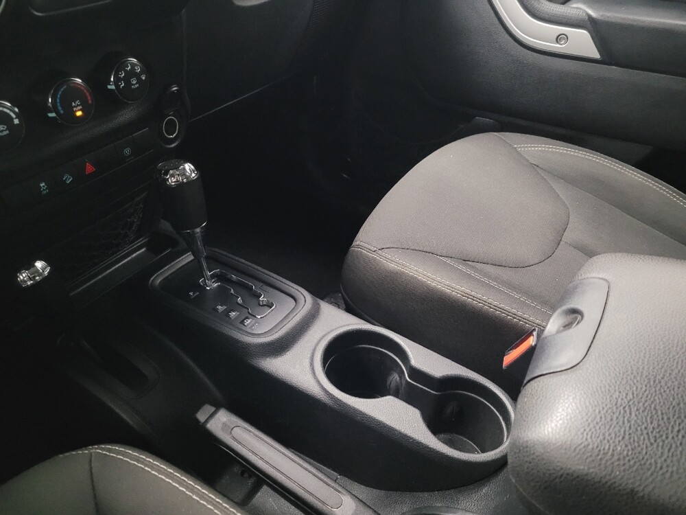 2017 Jeep Wrangler in Huntsville, AL 35816 - 18132680 26