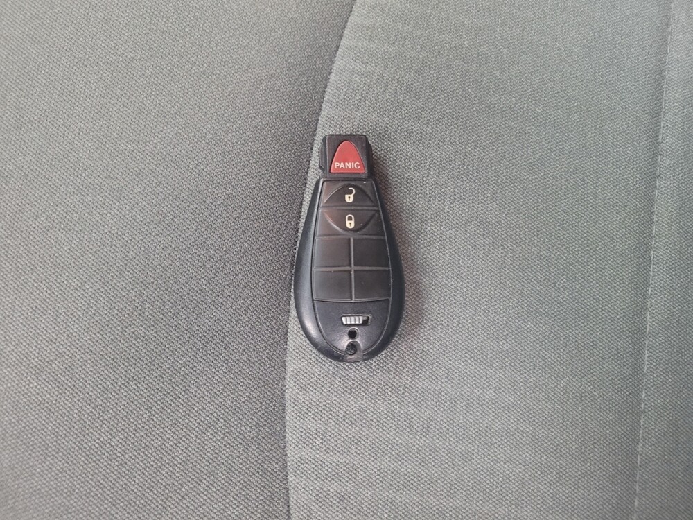 2021 RAM 1500 in Memphis, TN 38115 - 18132682 32