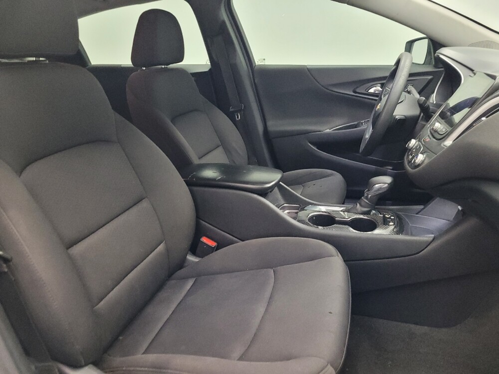 2021 Chevrolet Malibu in Madison, TN 37115 - 18132683 21