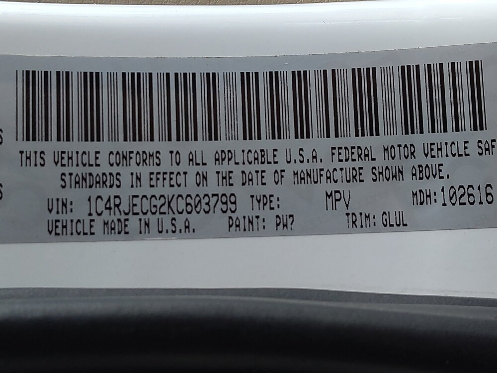 2019 Jeep Grand Cherokee in Houston, TX 77060 - 18132687 33