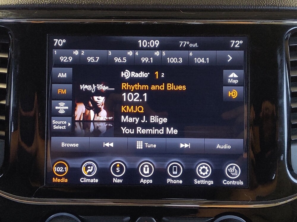 2019 Jeep Grand Cherokee in Houston, TX 77060 - 18132687 25