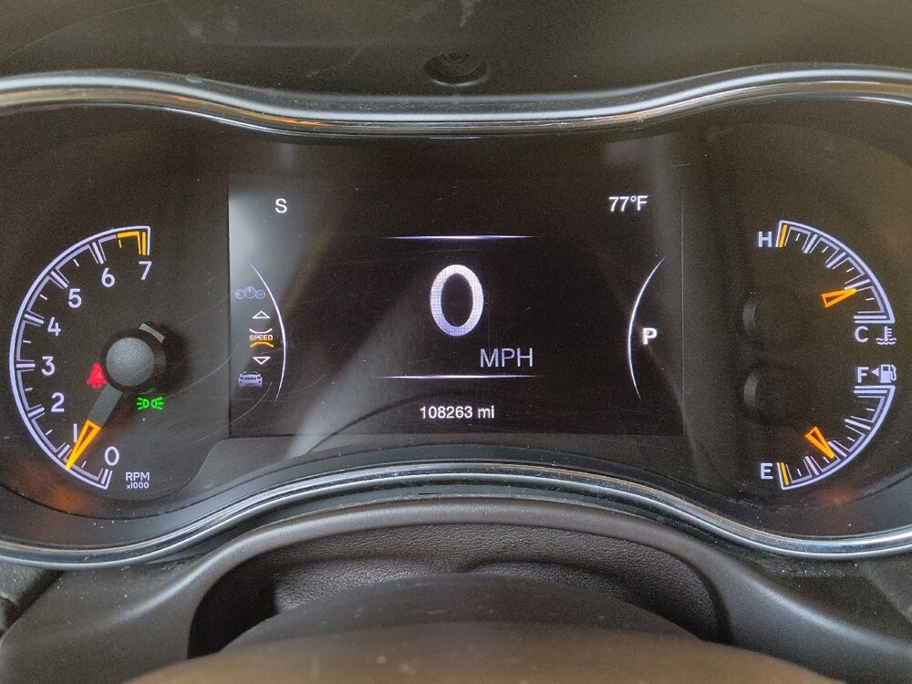 2019 Jeep Grand Cherokee in Houston, TX 77060 - 18132687 23