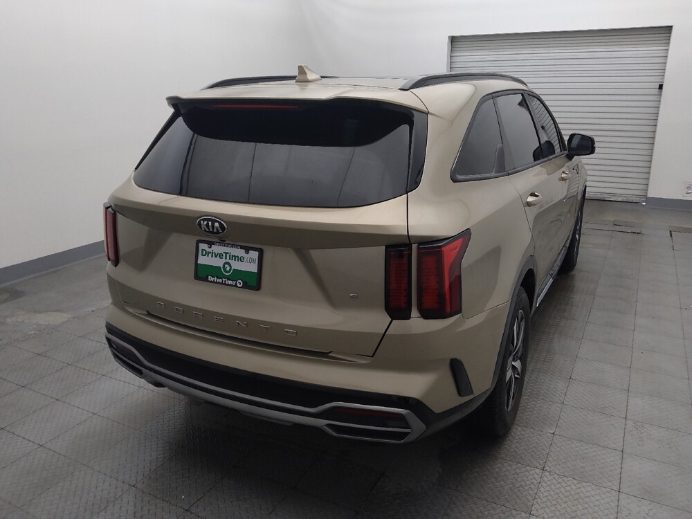 2021 Kia Sorento in Houston, TX 77034 - 18132692 7