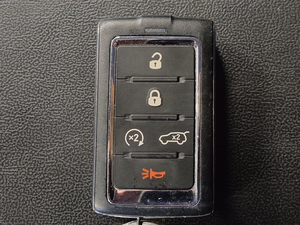 2023 Jeep Grand Cherokee in Houston, TX 77034 - 18132693 32