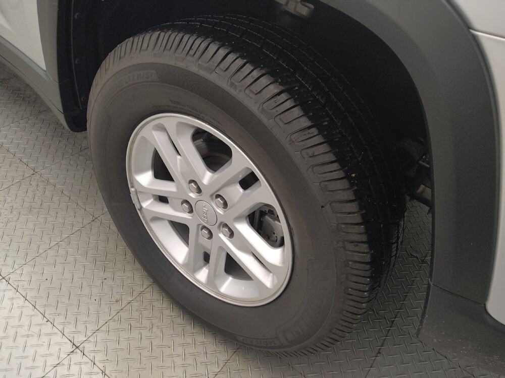 2023 Jeep Grand Cherokee in Houston, TX 77034 - 18132693 31