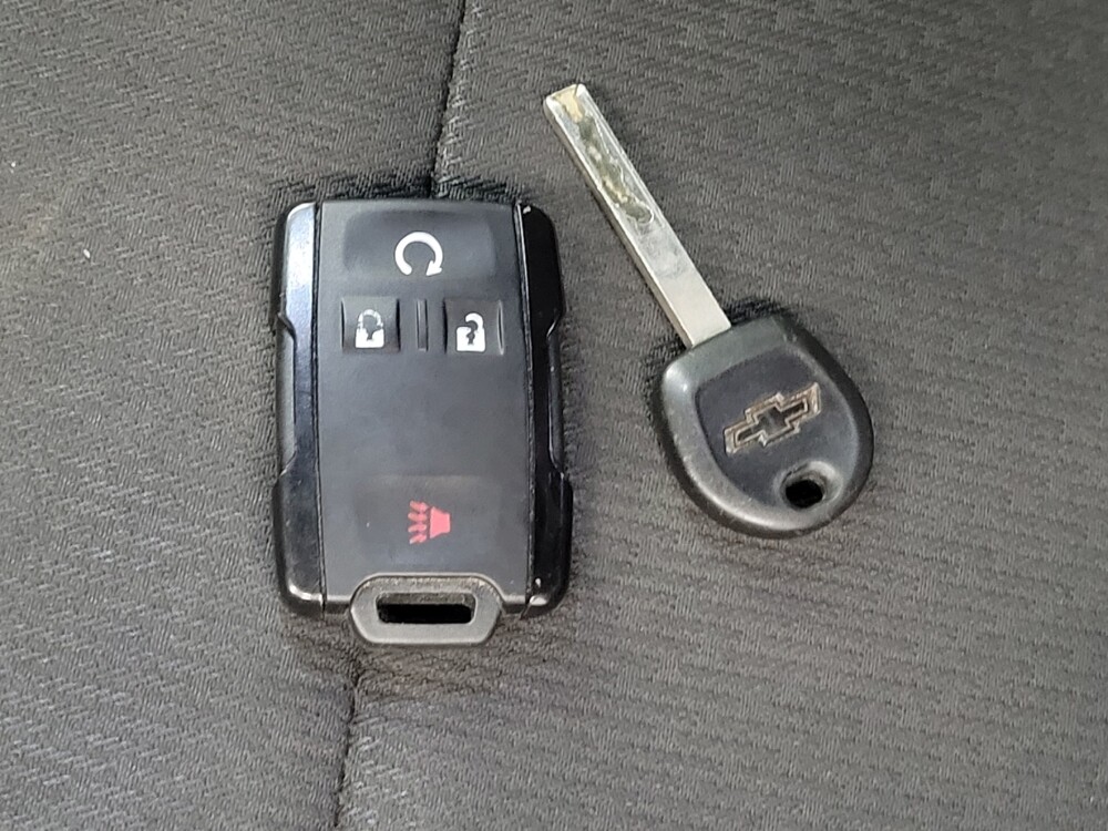 2020 Chevrolet Silverado 1500 in Houston, TX 77034 - 18132694 32