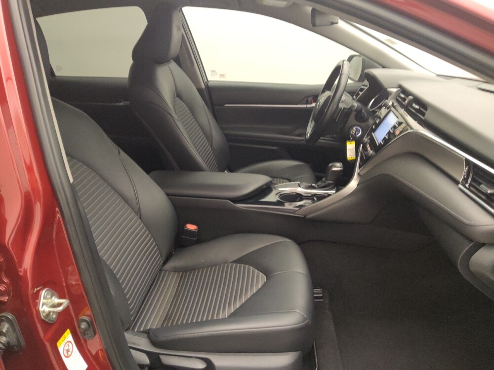 2018 Toyota Camry in Metairie, LA 70006 - 18132697 21