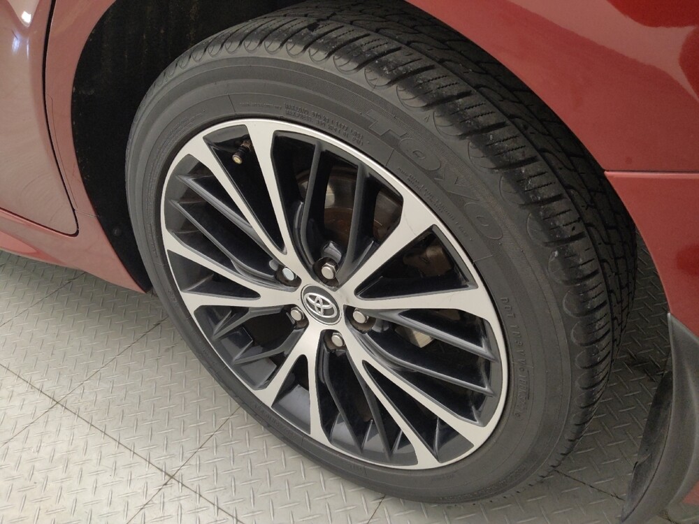 2018 Toyota Camry in Metairie, LA 70006 - 18132697 31