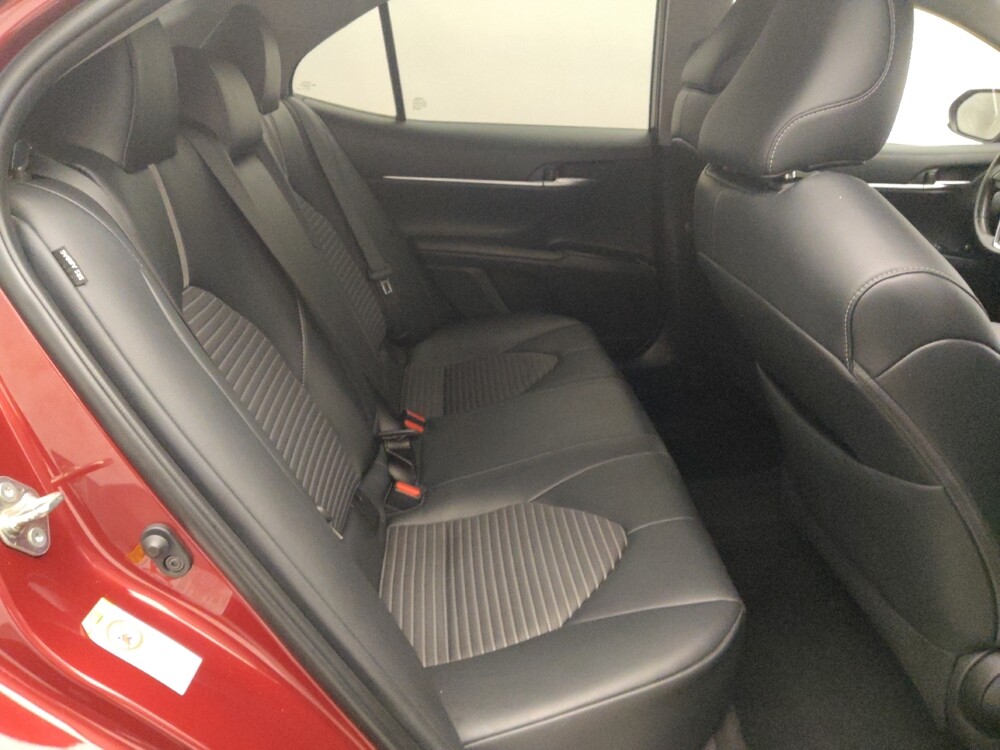 2018 Toyota Camry in Metairie, LA 70006 - 18132697 19