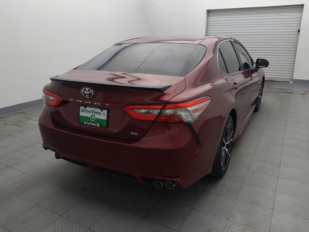 2018 Toyota Camry in Metairie, LA 70006 - 18132697 7