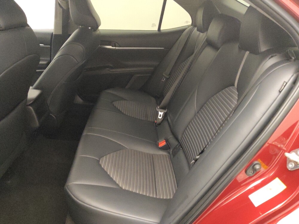 2018 Toyota Camry in Metairie, LA 70006 - 18132697 18