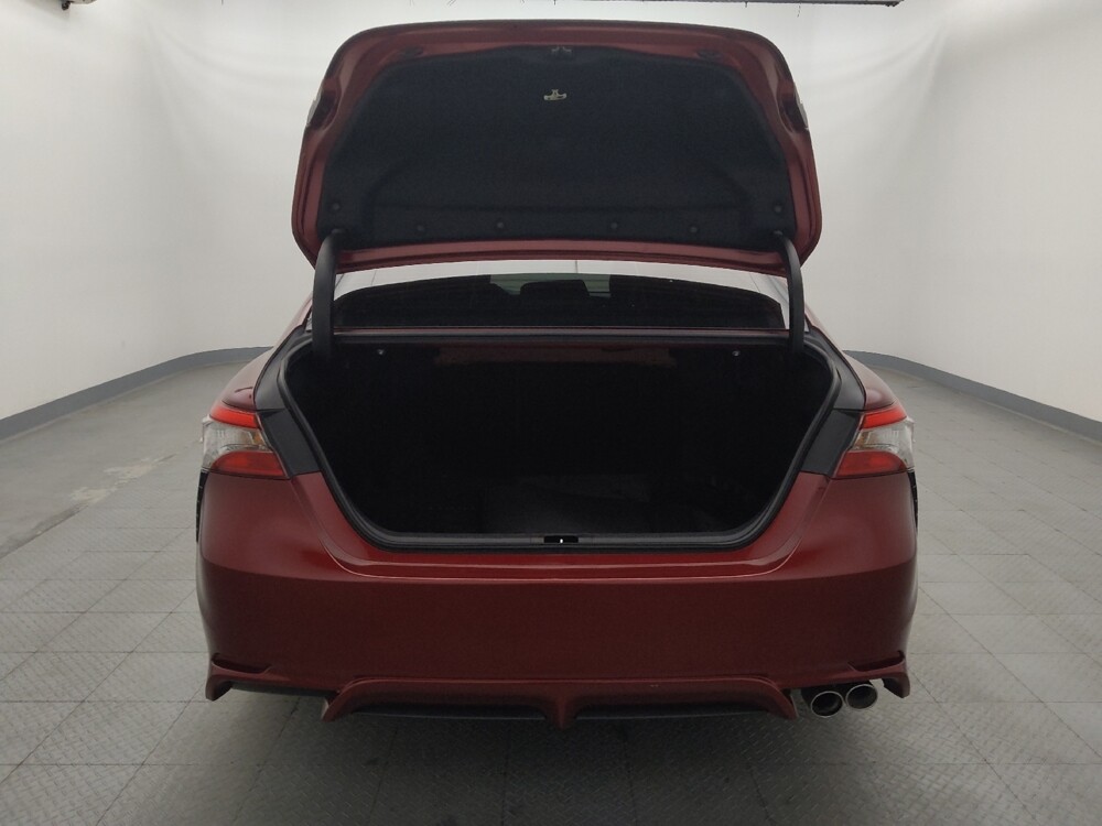 2018 Toyota Camry in Metairie, LA 70006 - 18132697 29