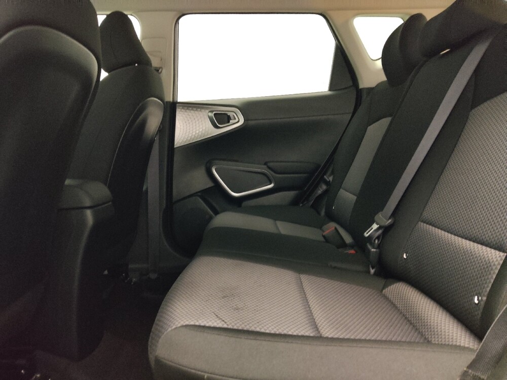 2025 Kia Soul in Arlington, TX 76011 - 18132707 18