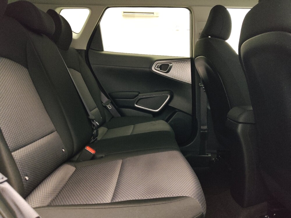 2025 Kia Soul in Arlington, TX 76011 - 18132707 19