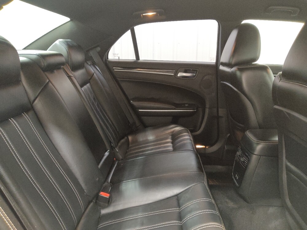 2017 Chrysler 300 in Fairfield, OH 45014 - 18132708 19