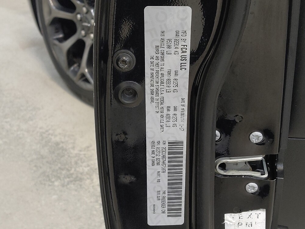 2017 Chrysler 300 in Fairfield, OH 45014 - 18132708 33