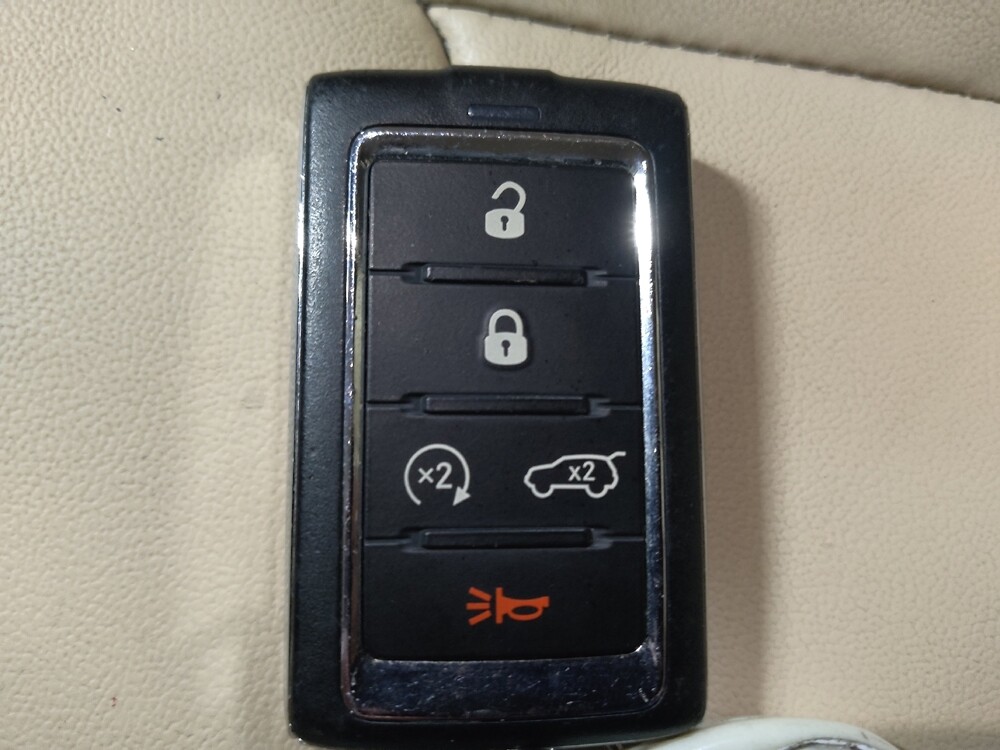 2021 Jeep Grand Cherokee L in Arlington, TX 76011 - 18132710 32