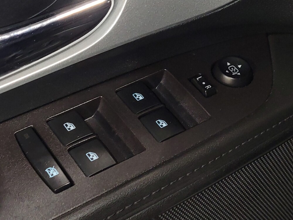 2017 Chevrolet Equinox in Savannah, GA 31419 - 18132711 27