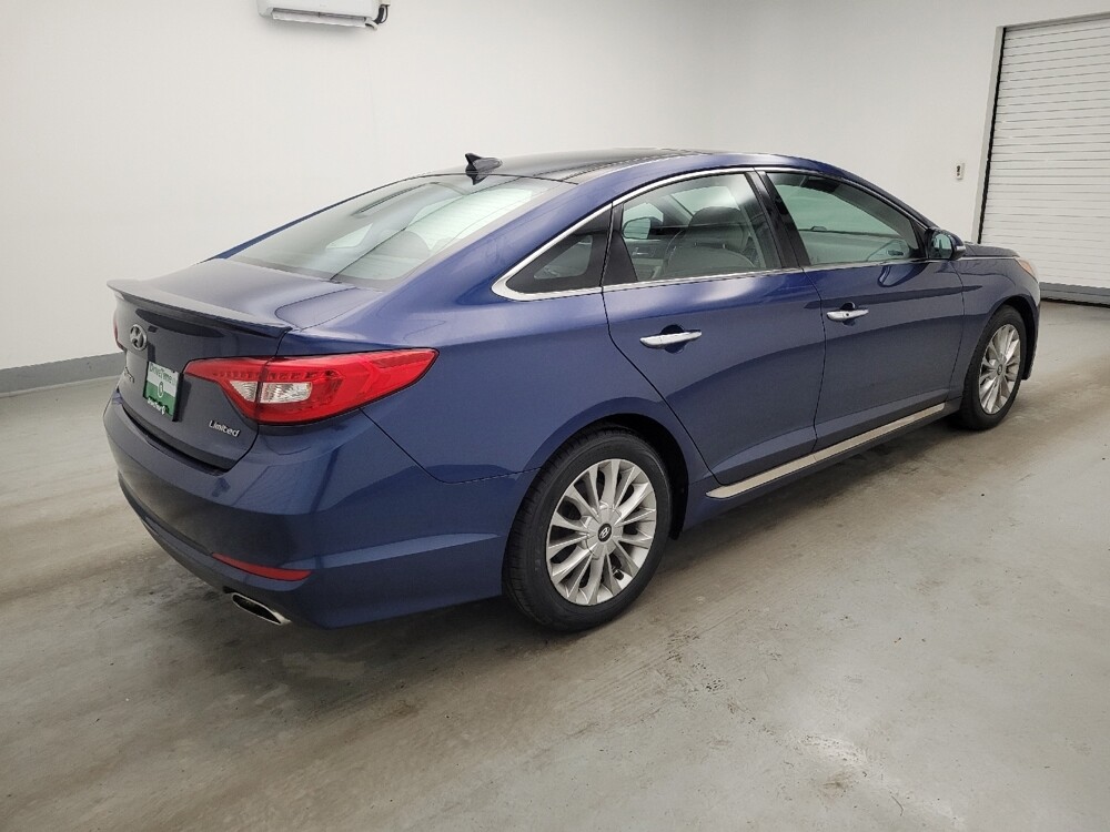 2015 Hyundai Sonata in Columbus, OH 43228 - 18132714 10