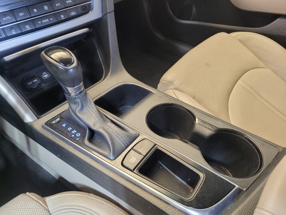 2015 Hyundai Sonata in Columbus, OH 43228 - 18132714 26