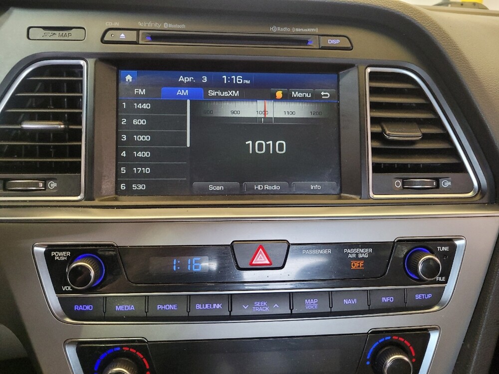 2015 Hyundai Sonata in Columbus, OH 43228 - 18132714 25