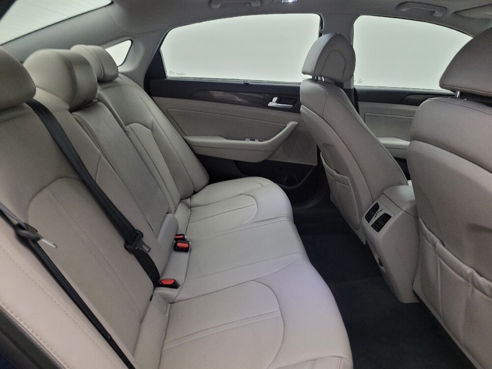 2015 Hyundai Sonata in Columbus, OH 43228 - 18132714 19