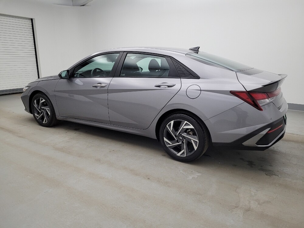 2025 Hyundai Elantra in Fairfield, OH 45014 - 18132716 3