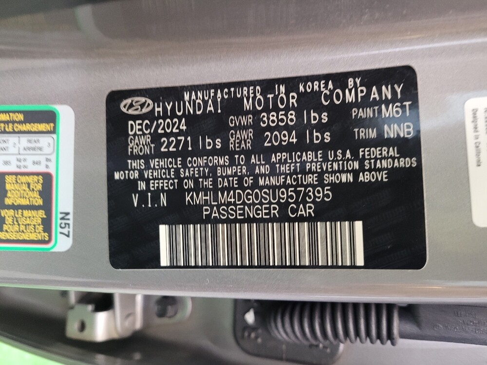 2025 Hyundai Elantra in Fairfield, OH 45014 - 18132716 33