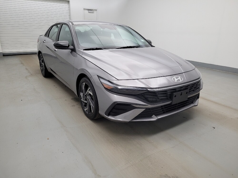 2025 Hyundai Elantra in Fairfield, OH 45014 - 18132716 13