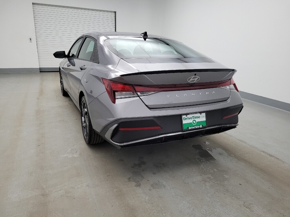 2025 Hyundai Elantra in Fairfield, OH 45014 - 18132716 6
