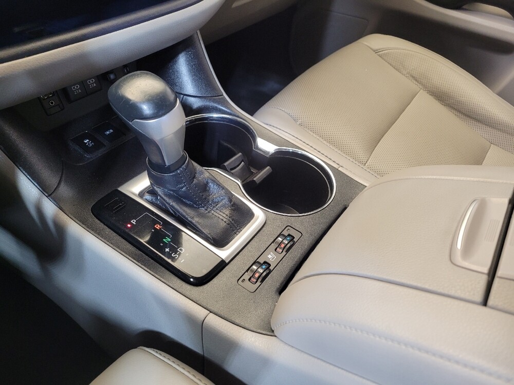 2018 Toyota Highlander in Lexington, KY 40509 - 18132718 26