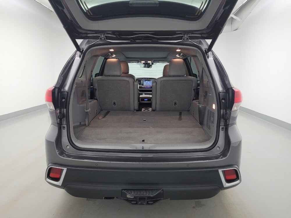 2018 Toyota Highlander in Lexington, KY 40509 - 18132718 29