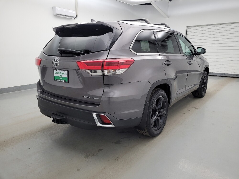 2018 Toyota Highlander in Lexington, KY 40509 - 18132718 9