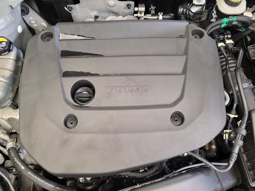 2024 Volvo XC40 in Lexington, KY 40509 - 18132721 30